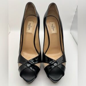 Valentino Black Patent Leather Peep-Toe Heels Size 39.5